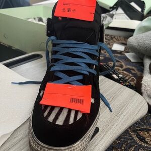 Off White Mens sneakers